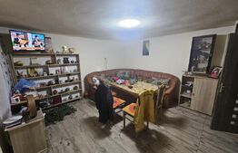 Casă cu 3 camere și grădină, aproape de centrul orașului Câmpeni