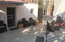 Casă cu 3 camere și grădină, aproape de centrul orașului Câmpeni