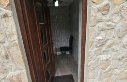 Casa la munte, moderna, cu 6 camere, zona Vadul Motilor