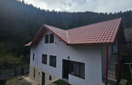 Casa la munte, moderna, cu 6 camere, zona Vadul Motilor