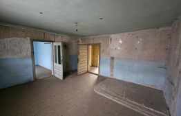 Casă cu 4 camere, demisol şi teren 300 mp, Mihoeşti, Câmpeni