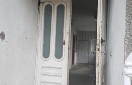 Casă cu 4 camere, demisol şi teren 300 mp, Mihoeşti, Câmpeni