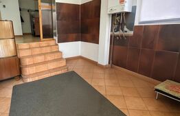 Spatiu comercial de vanzare,Cetate,vad excelent