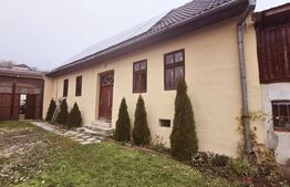 Casa individuala cu doua camere,60 mp utili, 500 mp teren, Garbova