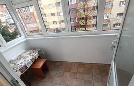 Închiriere apartament 3 camere, 2 băi, balcon închis – zona Kaufland