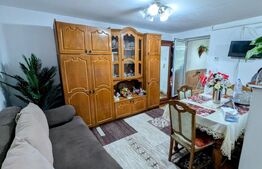 Apartament cu 3 camere, 64 mp, zona Cetate
