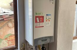 Casă de vânzare, 105.50 mp, teren 483 mp, zona Centru