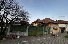 Casă de vânzare, 105.50 mp, teren 483 mp, zona Centru
