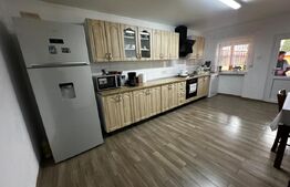 Casă spațioasă, aproape de centru, într-o zonă excelentă din Sebeș