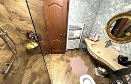 Casă 4 camere, 240 mp, zona Partos