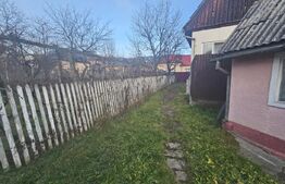 Casă cu 2 camere și anexe, zona centralǎ, Câmpeni
