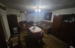 Casă cu 2 camere și anexe, zona centralǎ, Câmpeni