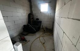 Casa la rosu 4 camere - 200 mp -zona Barabanti 1500mp Teren
