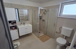 Casa 5 camere, 118 mp utili, zona Cetate