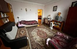 Casa cu 2 apartamente, 6 camere, teren 800 mp-ideal pensiune, centru Ocna Mures