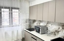 Apartament 3 camere, 65 mp, zona Cetate