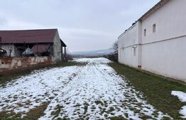 Teren intravilan, 941mp, front 11m, utilitati la strada, Ciugud