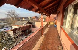 Casă D+P+E, 360 mp utili, teren 710 mp, zona Cetate