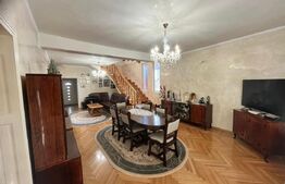 Casă D+P+E, 360 mp utili, teren 710 mp, zona Cetate