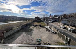 Casă 345mp utili, teren 1.342mp, deschidere la stradă 78m, potențial comercial