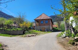 Teren intravilan 1.271 mp – Izvoarele, jud. Alba