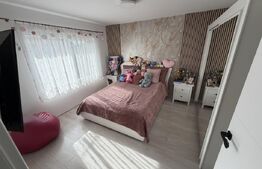 Casă 4 camere, 118 mp, zona Micești