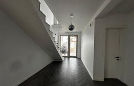 Locuinta + curte 1000 mp, 220 mp utili, zona Schit 