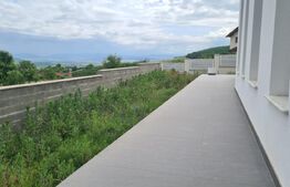 Locuinta + curte 1000 mp, 220 mp utili, zona Schit 