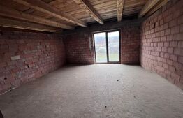 Pensiune în construcție cu potențial turistic și teren generos. 420mp utili 