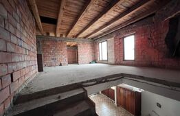 Pensiune în construcție cu potențial turistic și teren generos. 420mp utili 