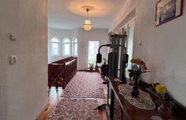 Casă tip duplex – 272 mp utili, 9 camere ,in  zona Cetate