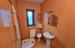 Casă spațioasă cu priveliște spre munte, în Gura Roșiei – Roșia Montană