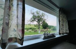 Cabană deosebită cu livadă și panoramă superbă–refugiu în natură, langa Blaj