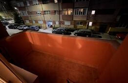 Apartament 4 camere, 74 mp, zona Cetate