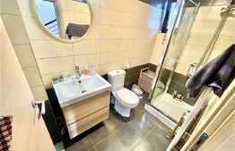 Casă spațioasă cu etaj | Curte superbă | Zonă liniștită