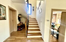 Casă spațioasă cu etaj | Curte superbă | Zonă liniștită