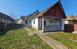 Casă din cărămidă, 4 camere, șură și curte mare – Sâncel (Blaj), Alba