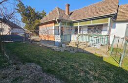 Casă din cărămidă, 4 camere, șură și curte mare – Sâncel (Blaj), Alba