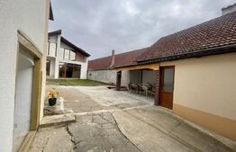 Casă în stil săsesc COMPLET renovată | 180 mp utili | 900 mp teren | Câlnic