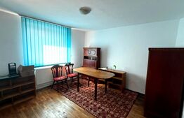 Casă de vânzare 7 camere, 300 mp utili, teren 839 mp, zonă centrală