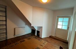 Casă de vânzare 7 camere, 300 mp utili, teren 839 mp, zonă centrală