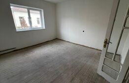 Casa de vânzare, 6 camere, 198 mp utili, teren 644 mp, zonă centrală