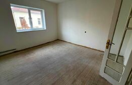 Casa de vânzare, 6 camere, 198 mp utili, teren 644 mp, zonă centrală
