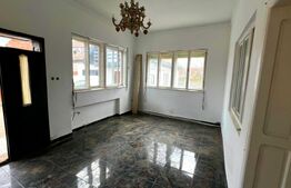 Casa de vânzare, 6 camere, 198 mp utili, teren 644 mp, zonă centrală