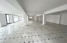 Spațiu comercial, 270 mp, zona Piața Cetate