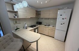 Apartament 3 camere, 105 mp, parcare, zona Centru