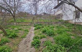 Casă spațioasă cu 4 camere, bucătărie de vară și teren, Cugir