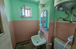 Apartament 2 camere, 52 mp, decomandat, etaj 2 – necesită renovare, Cugir