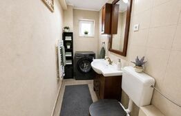 Apartament cu scara interioara, 100 mp, 5 camere, 2 bai, Cetate