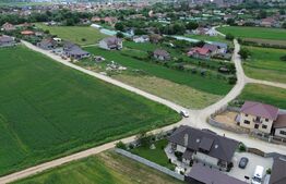 Teren intravilan 1500 mp, 2 fronturi, utilități, zona Barabant